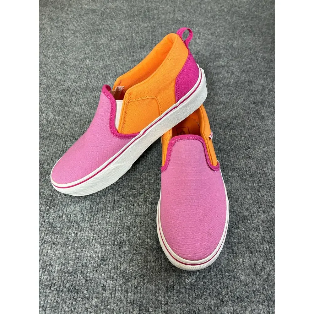 Vans - Size US MISSY 4 - New w/out Tags